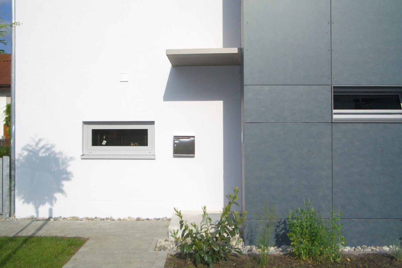 Schlüterstraße 02